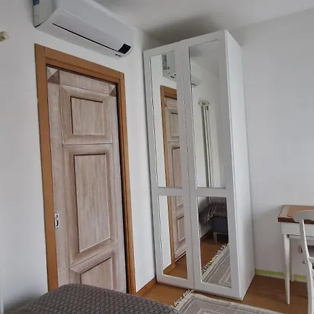Stanza In Con Giardino Homestay szállás Milánó